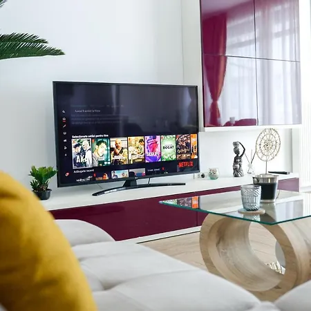 Infinity Apartment *