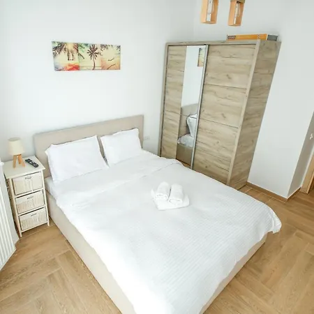 Infinity Apartment *
